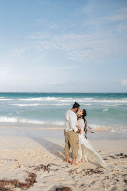 Couple on Tulum beach, Mexico Photographer