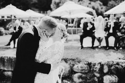 first kiss must have wedding photography