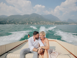 Engagement photo session outfit ideas Lake Garda Italy